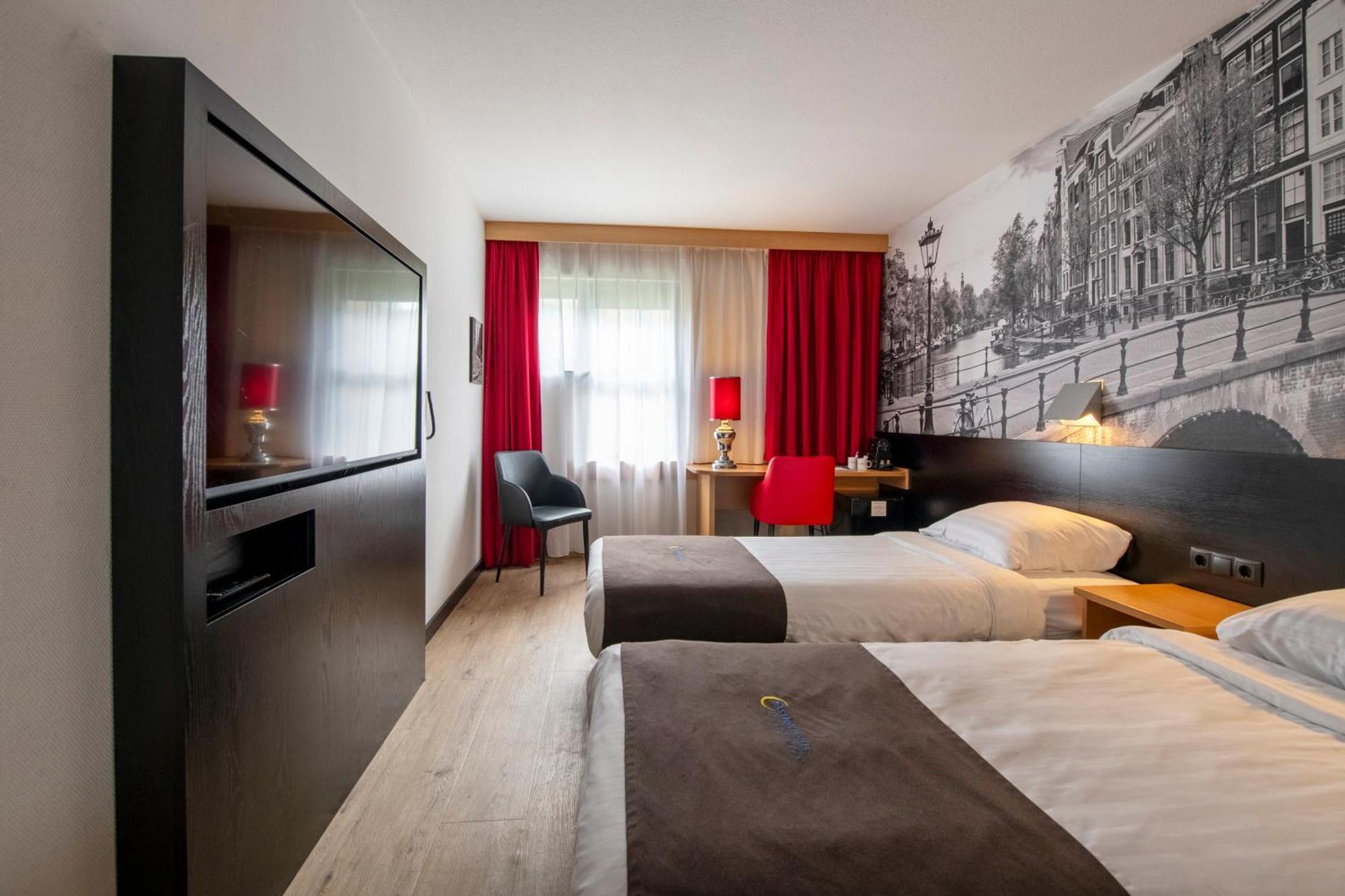 Bastion Hotel Leiden Voorschoten Exterior foto