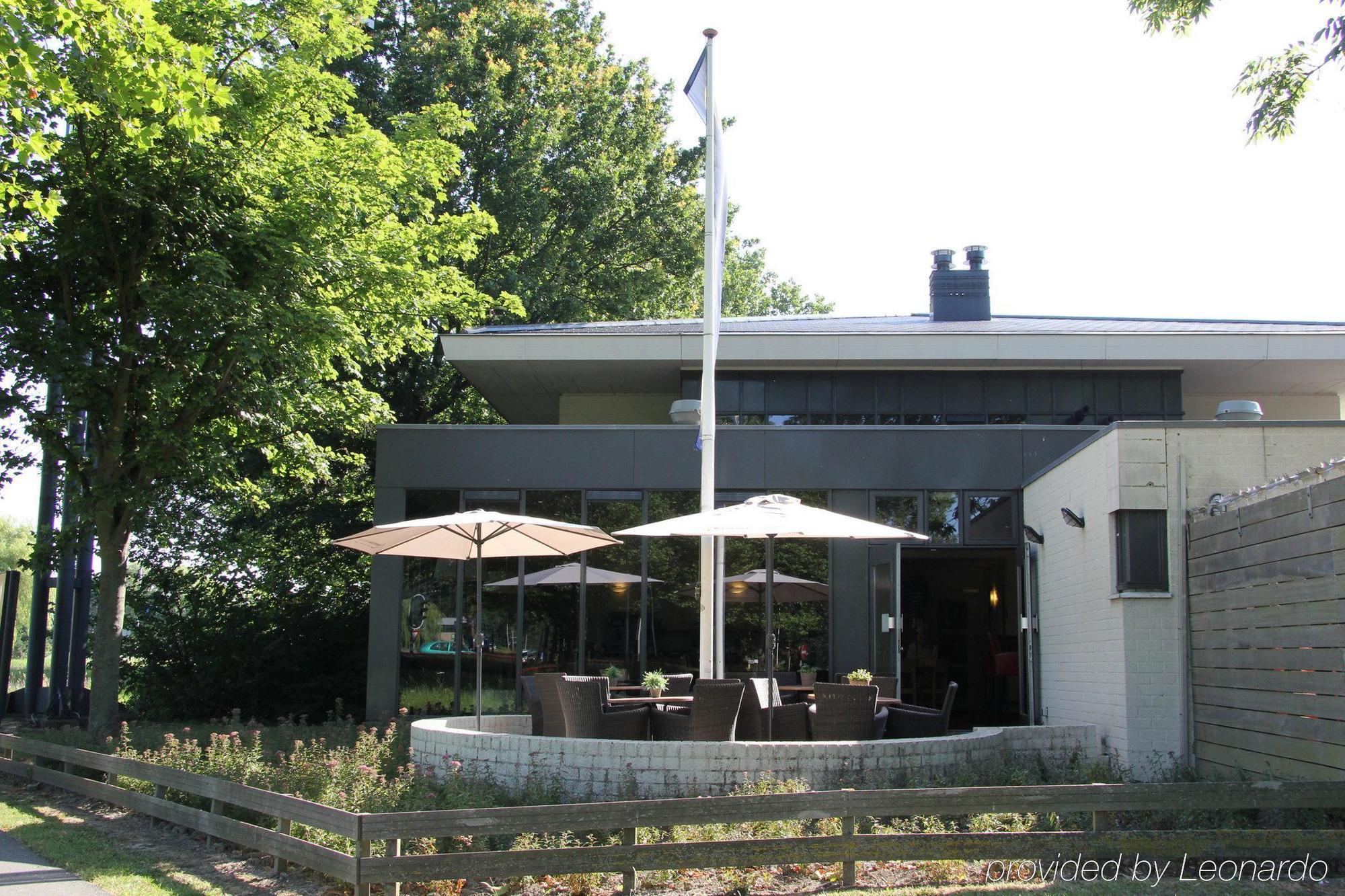 Bastion Hotel Leiden Voorschoten Exterior foto